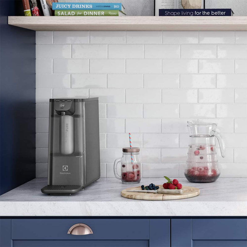 Purificador de Água Gelada Fria e Natural Elétrico Compacto Eletronico placa Electrolux Filtro refil 6 meses ou 3000l Painel Touch Bivolt
